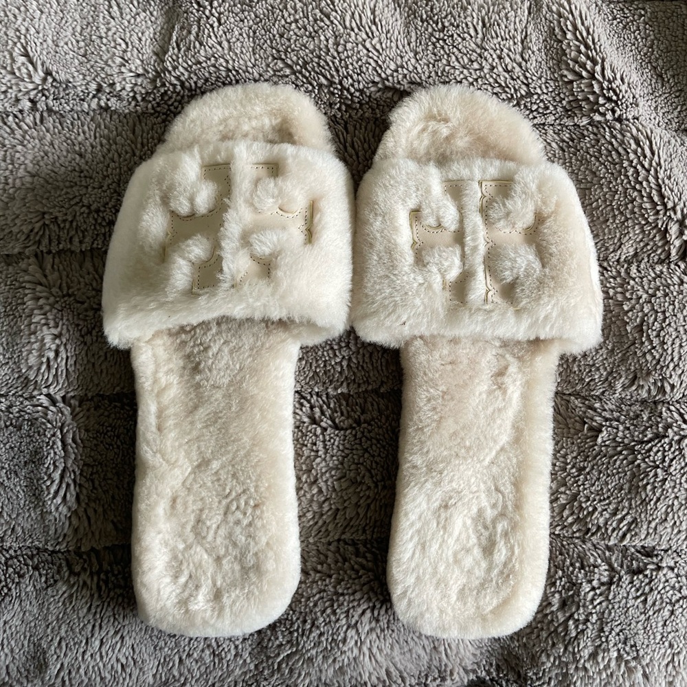 Tory Burch Sherpa Slides / Slippers